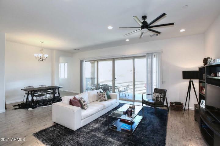 Modern living room renovation by Swift Solutions Handyman