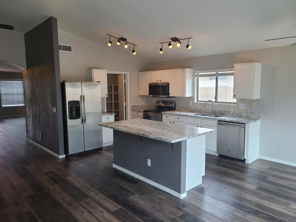 Contemporary kitchen island